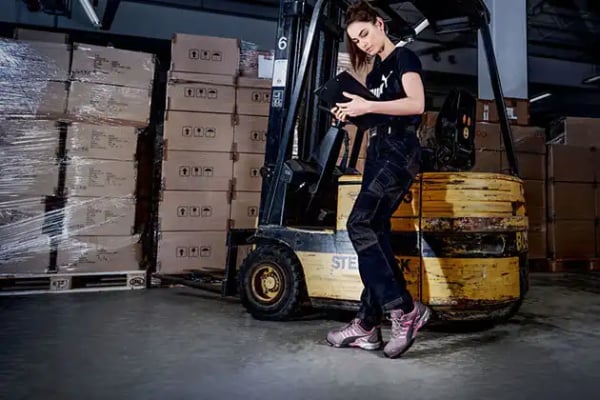 La basket de sécurité pour femme