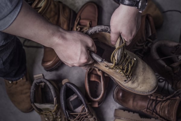 Comment chausse les chaussures de sécurité Caterpillar ?