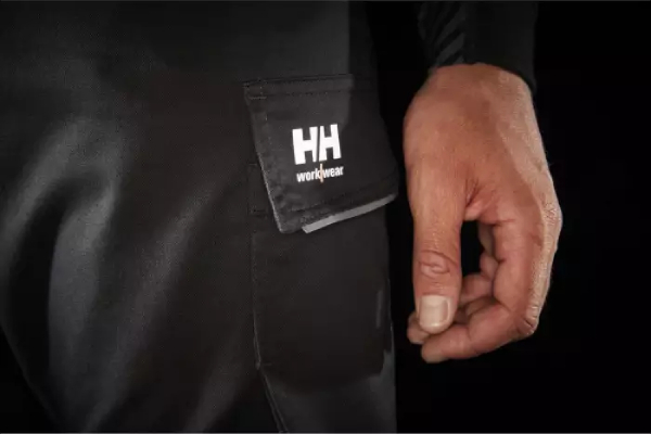Pourquoi choisir les pantalons de travail Helly Hansen ?