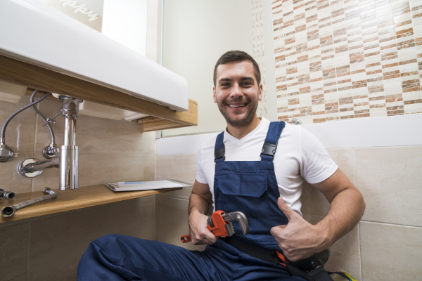 Comment choisir son polo de plombier ?