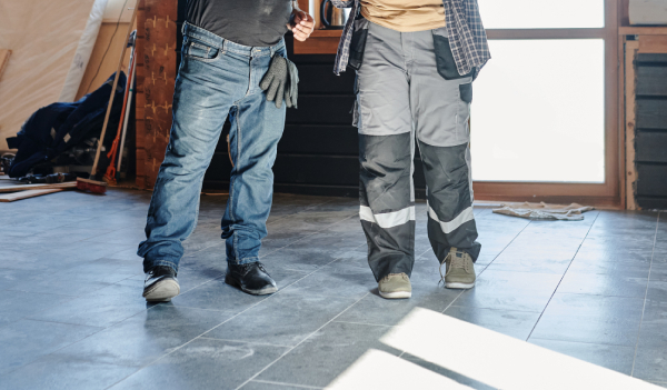 Comment assouplir un pantalon de travail ?