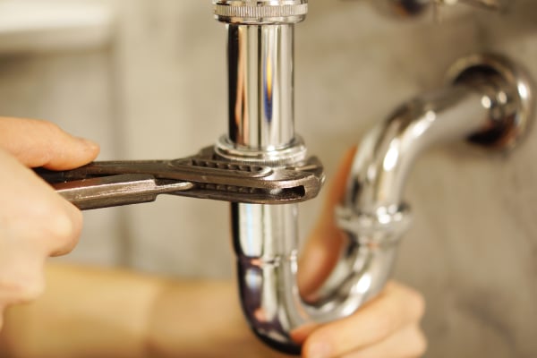 What PPE are for plumbers?