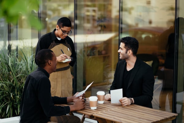 The history of waiter work clothes