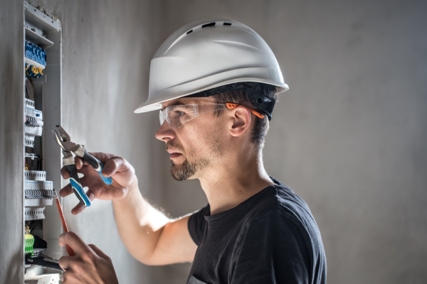 How to choose your electrician t-shirt?