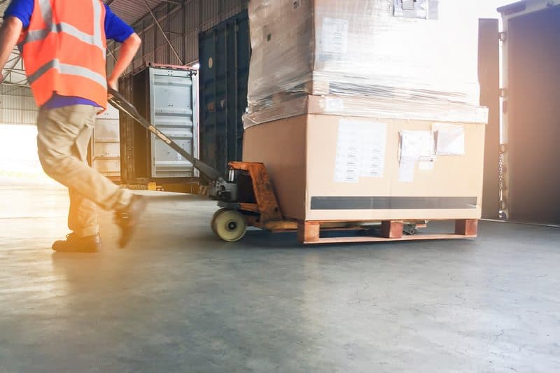 trova i tuoi abiti da lavoro di servizio