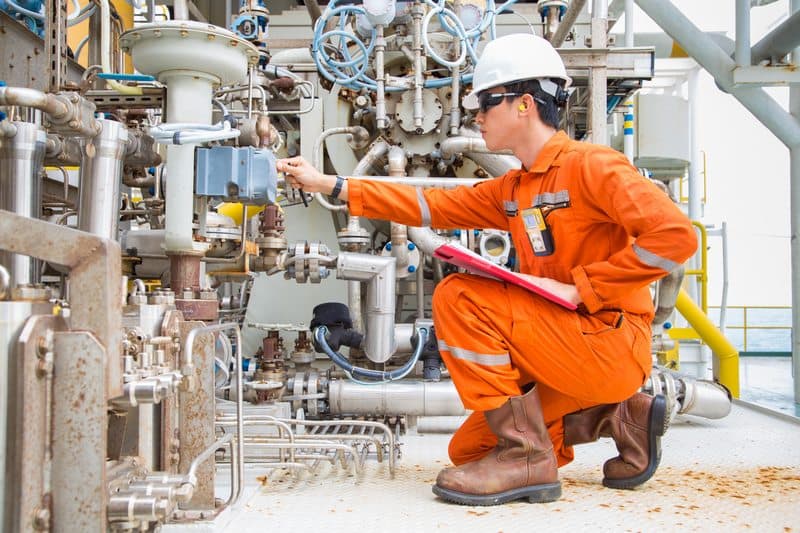 trova i tuoi abiti da lavoro del settore tecnico